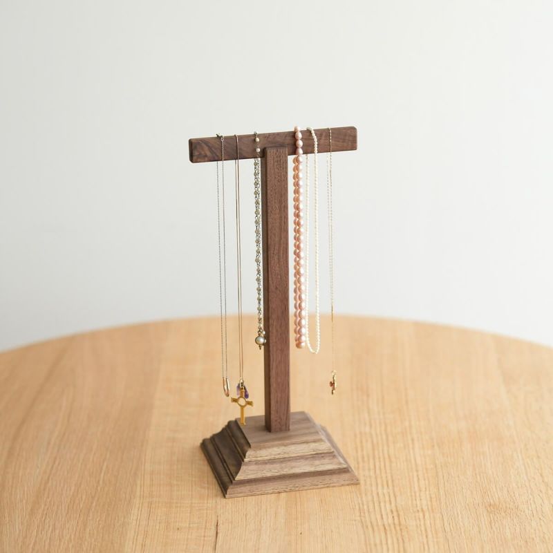 FM JEWELRY STAND