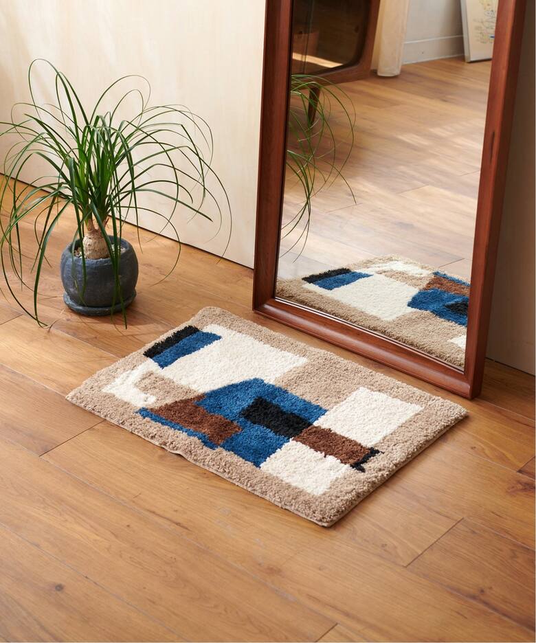 GEOMETRIC RUG