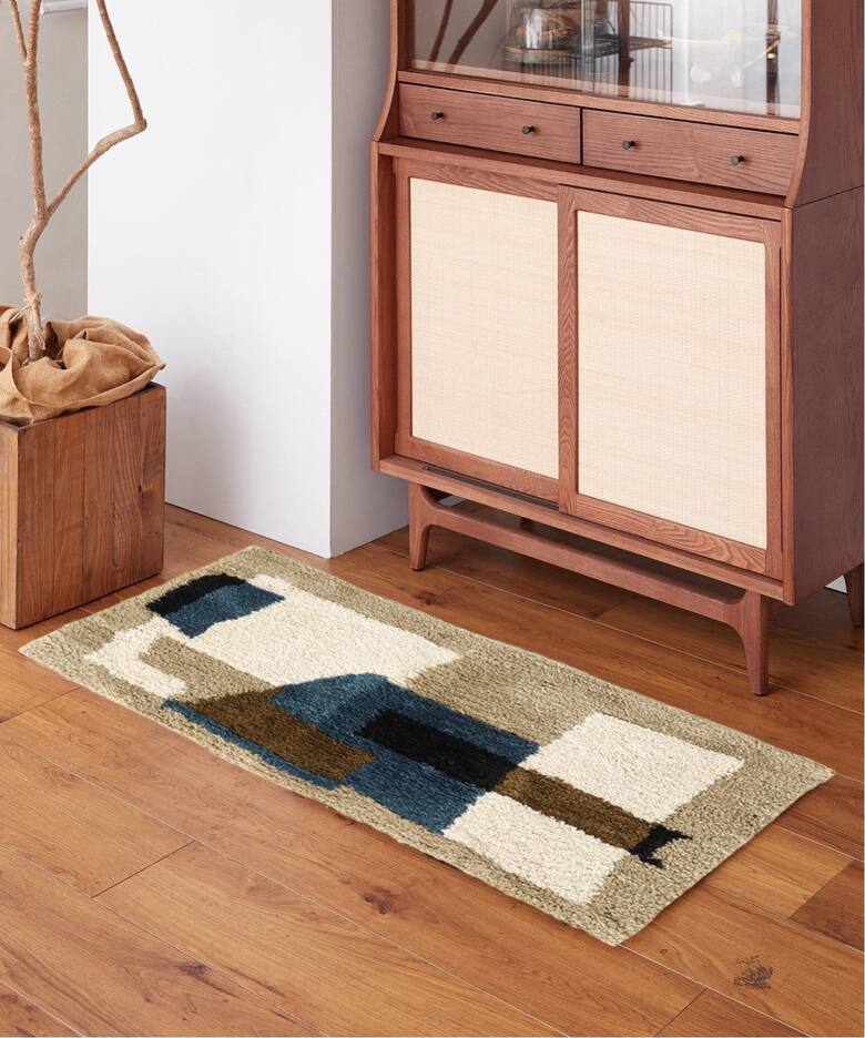 GEOMETRIC RUG