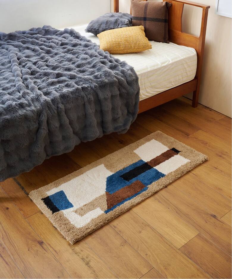 GEOMETRIC RUG