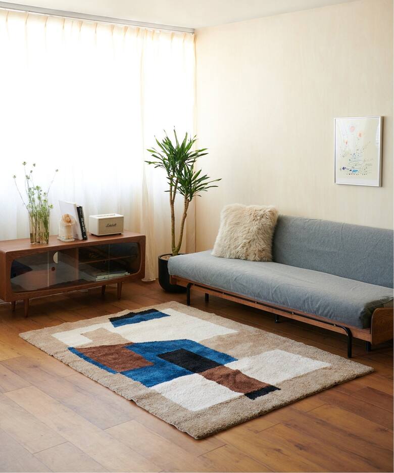 GEOMETRIC RUG