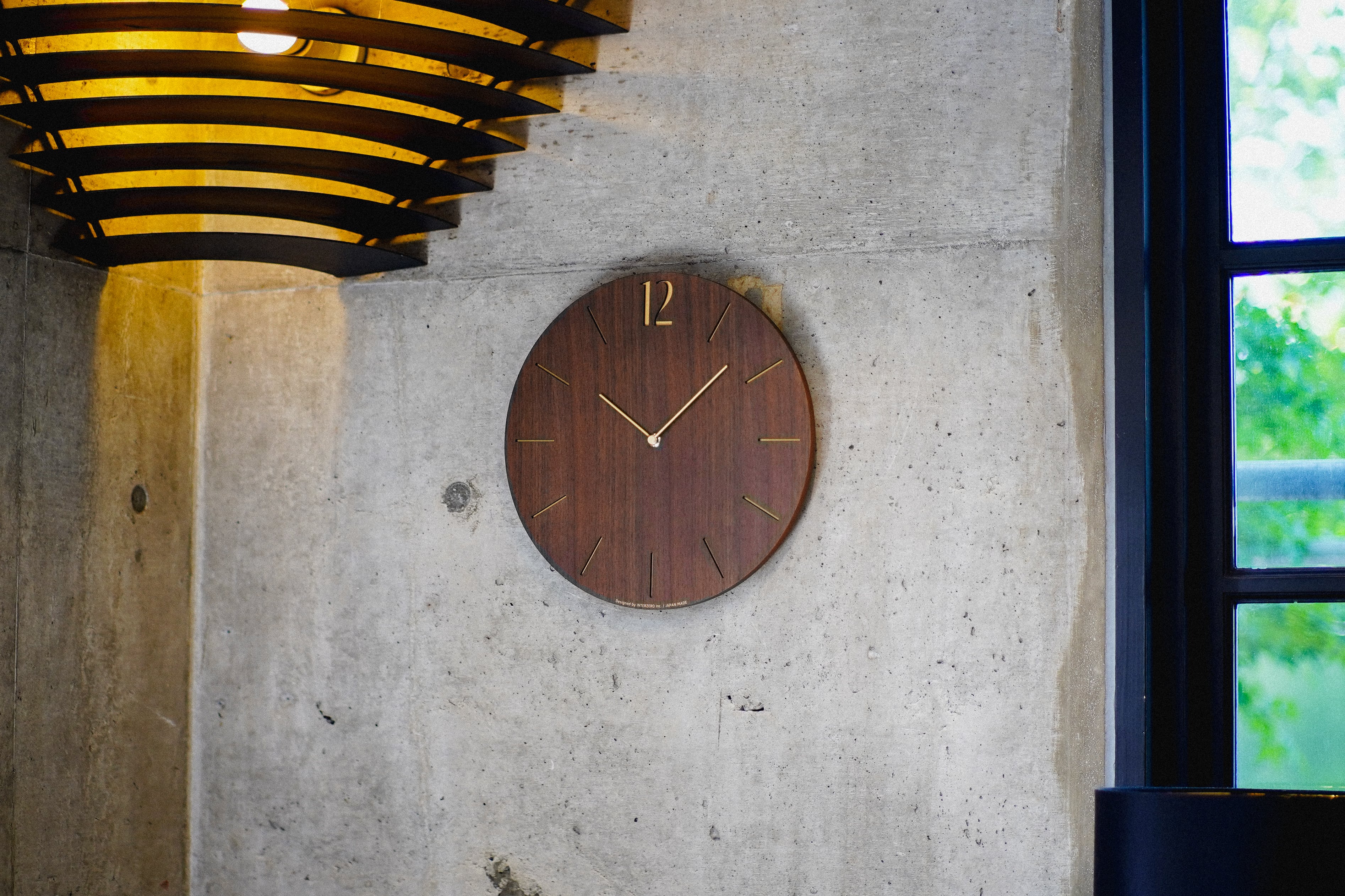 PROUD CLOCK WALNUT