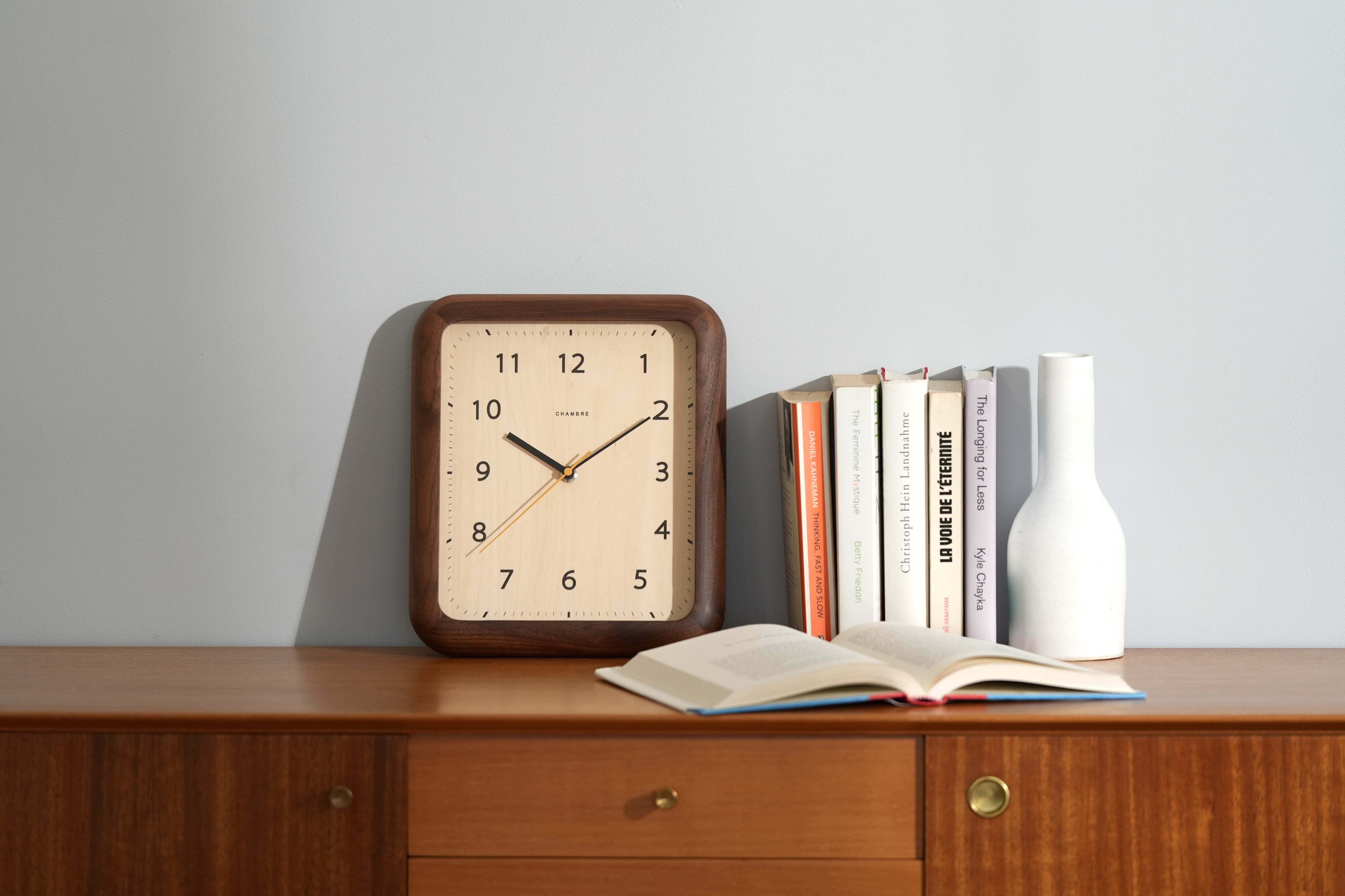 PROUD WALNUT CLOCK